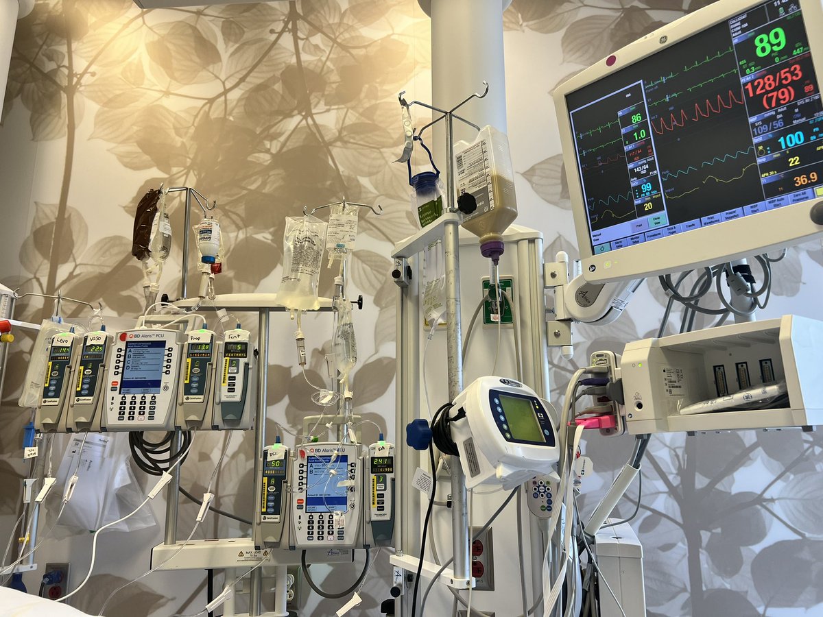 chillnurse_bri's tweet photo. This is very overwhelming. I couldn’t be an ICU nurse. You guys are angels. Keep praying for my mom please. 🤍 https://t.co/qLscjVUg35