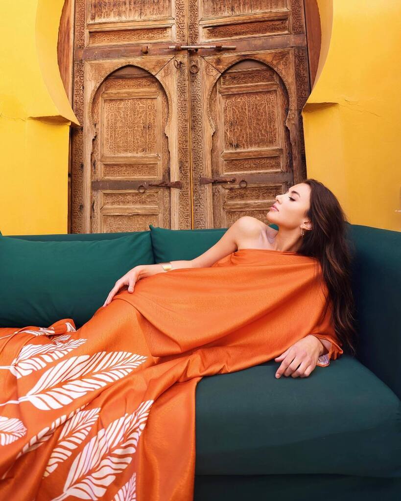 Your new favorite SATU dress is here 🎉 
#diarrablu #diarrabluvoyage #marrakech 
📍@jnanetamsna instagr.am/p/Cpp6e1JLHB9/