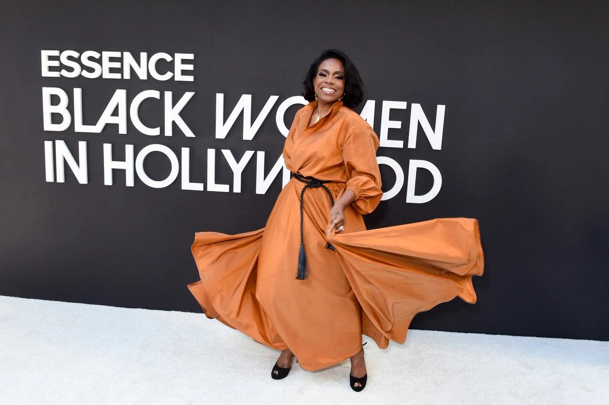 Styled Mommy <a href="/thesherylralph/">sheryl lee ralph</a> for <a href="/Essence/">ESSENCE</a> Black Women in Hollywood Luncheon
•
Dress by #ajovang
Earrings by #mombasajewelry 
Makeup by <a href="/_MarquisWard_/">MarQuis Ward Beauty</a> 
Hair by #brianchristopher 
•
#EssenceBWIH