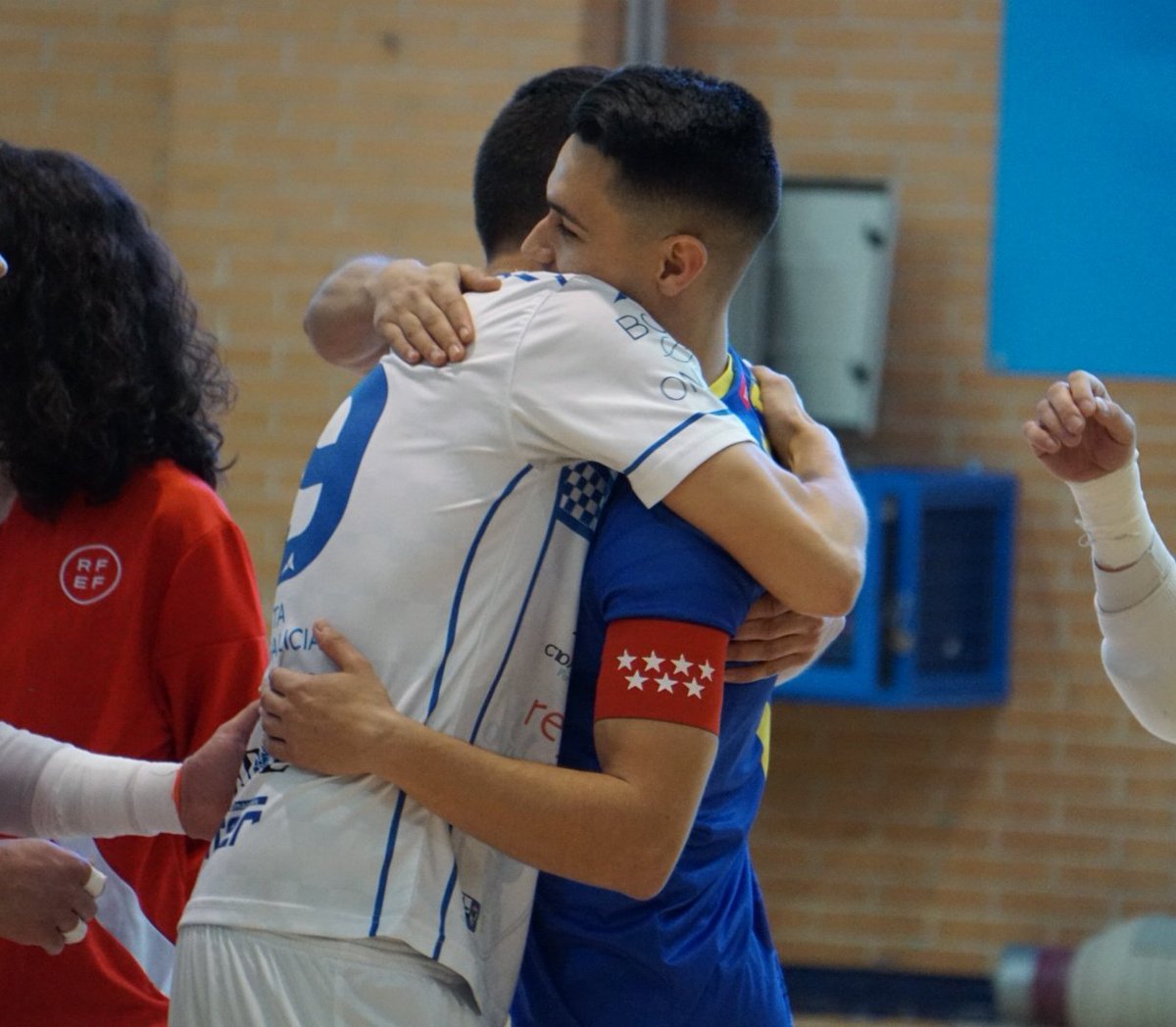 Hoy, también se vivirá un duelo entre primos hermanos
<a href="/10_orzaez/">Orzáez</a> 🆚️ <a href="/rubenorzaez/">Ruben Orzaez</a> 
¡Que gane el mejor!