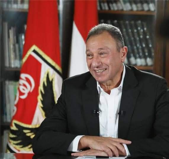 A7MADOVICC's tweet photo. عواجيز وسايقنا في الحيطه ملبسينا عاملين مناا اللي صابغ شعره واللي عامله حنه موتوور خربان محتاج منافله..
الي مزبله التاريخ ❤️

#الاهلي_يحصد_فشل_الخطيب https://t.co/dZOAXtAzR6
