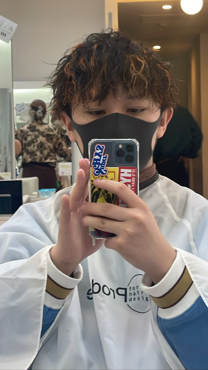 az_fhg's tweet photo. ツイスパ＋オレンジハイライトしました！
中身ただのインキャです対戦よろしくお願いします？ https://t.co/vlDFvTDpWW