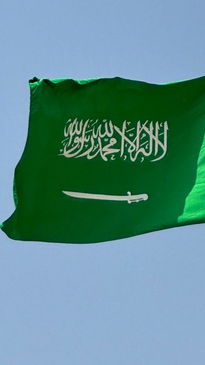 Raeed_Alutaibi's tweet photo. #يوم_العلم علمنا لا اله الا الله اللي عالم الأسرار 
وفيه اسم النبي هذا علمنا يكفي شعاره https://t.co/RUWmaPVqOt