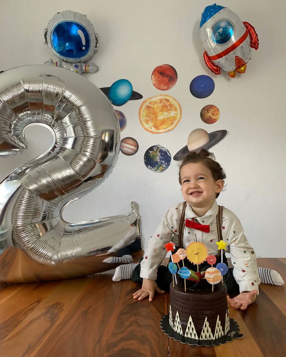 Canım oğlum iyi ki doğdun iyi ki bizimlesin evimizin yaramaz tosbiği seni çok seviyoruz ❤️