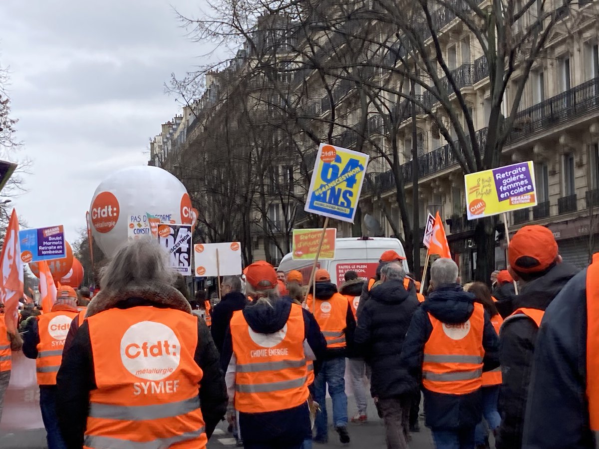 RicordeauYvan's tweet photo. Les travailleuses et travailleurs sont déterminés à se faire entendre. La fin de non-recevoir adressée par le Président de la République au monde du travail n'est pas acceptable #democratiesociale Nous continuons la mobilisation, rendez-vous le 15 mars dans toute la France ! https://t.co/5jpwm27eOF
