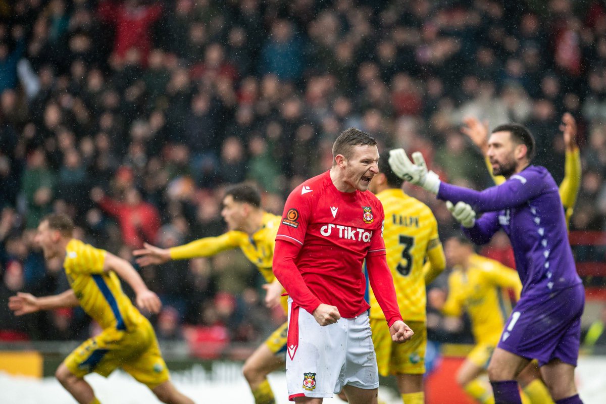 Wrexham_AFC's tweet photo. 📸

🔴⚪️ #WxmAFC https://t.co/fyzMZpNmh4