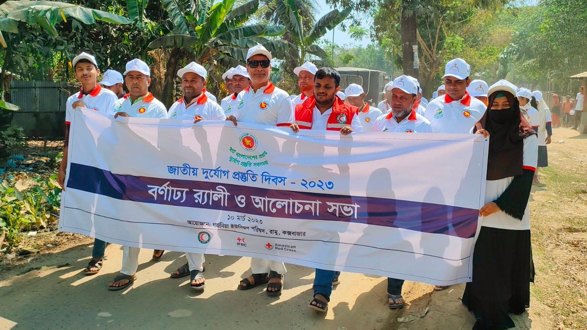 AnsariSazzad1's tweet photo. Aiming at wider sensitization of smart #Disaster preparedness, #Bangladesh celebrated #National_Disaster_Preparedness_Day (NDPD) on 10 March 2023.
Hence, @BDRCS1 with partners kicked-off week-long actions in #Refugee camps & #host areas of Cox's Bazar.
#DC #RRRC @ifrc @UNDP_BD https://t.co/faBVyCe8Ie
