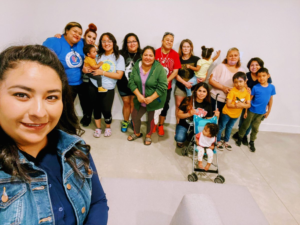 SA_MindshiftED's tweet photo. Meeting our parents where they are.   https://t.co/qnAs7YEXIw 

#buildingamovement #padrespoderososMSED
#MindshiftED #SAISD #SATX #westside https://t.co/4ziEftWDyN