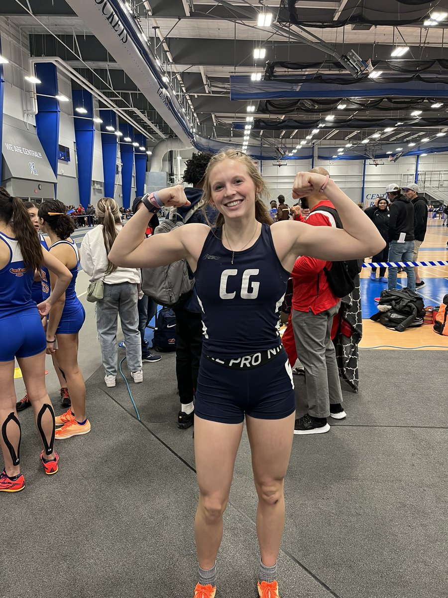 CGGirlsTrack_XC's tweet photo. Strength training pays off! Lindsey took 3rd overall - coming out of the second-fastest heat!! #AthleticsCG https://t.co/koBpBO6y41