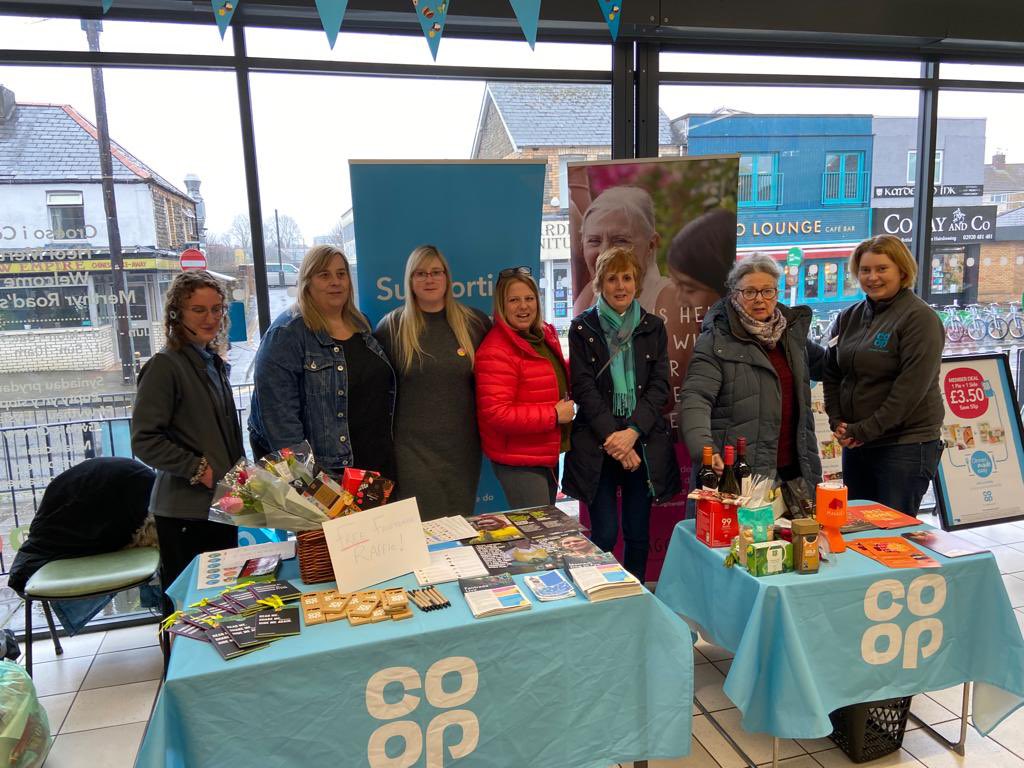 ZoeSelby1's tweet image. Lots of engagement at todays fairtrade event for #FairtradeFortnight great to have one of @coopuk #localcauses @maggiescardiff there too 🥰  @CoopLenise @CathCoopMP @Pengy1927 @Shelly91626829 #ItsWhatWeDo