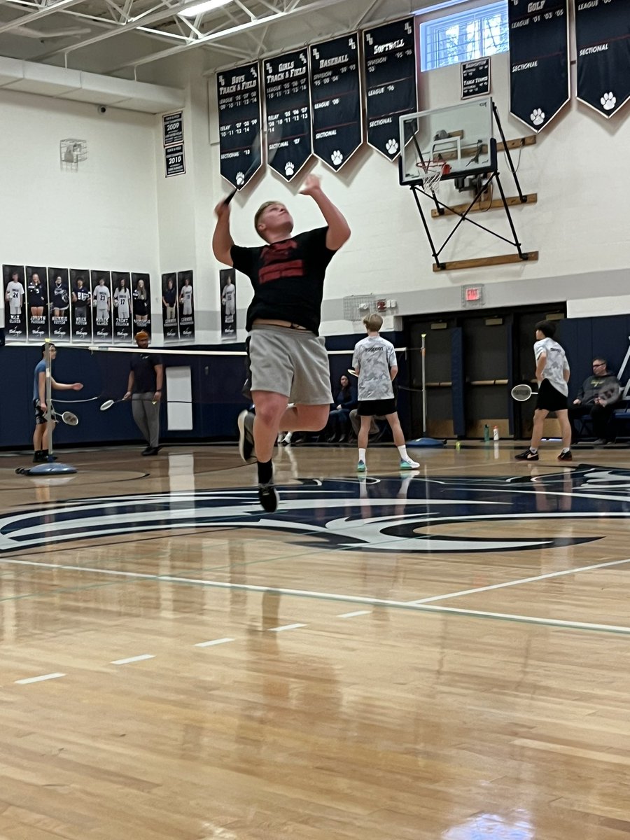 FastWolverines's tweet image. Not track related but big day today at the Section 4 Badminton & Ping Pong Championships! #wcsdletsgo