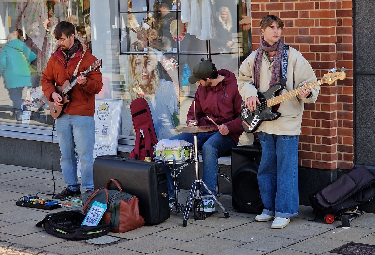 Toby (@paperlion123) on Twitter photo You can't get more live than this... <a href="/TheHighPoints/">The High Points</a> funking up Norwich on a Saturday afternoon. Both the lads who swapped bass duties were excellent, seriously talented, fine drummer as well. You can't get more live than this... <a href="/TheHighPoints/">The High Points</a> funking up Norwich on a Saturday afternoon. Both the lads who swapped bass duties were excellent, seriously talented, fine drummer as well.