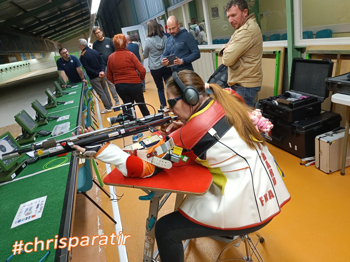 chrisparatir's tweet photo. suite du travail en debout et couché, rencontre avec Yannick Villanneau et tous les participants a la formation du brevet fédéral....
#harmoniemutuelle #teamsportdijon #handisport #paratir #malvoyante #tirsportif #viasspro #sportive  #chrisparatir #visuallyimpaired #sportféminin https://t.co/9OMEwNLYV5