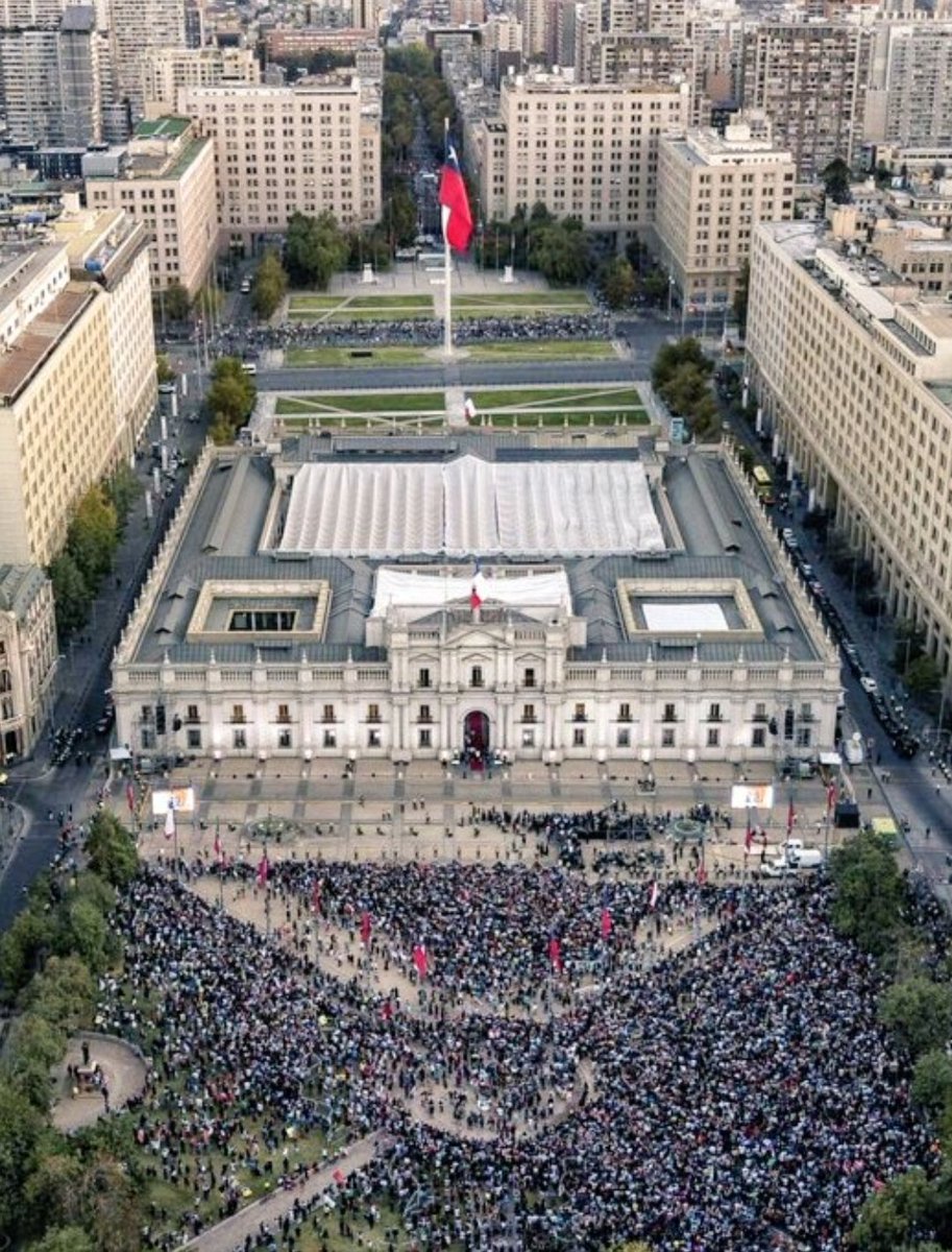 Vyckybetty's tweet photo. Y la cadem donde está?
Donde !
Donde! https://t.co/CjjGjD3P9J