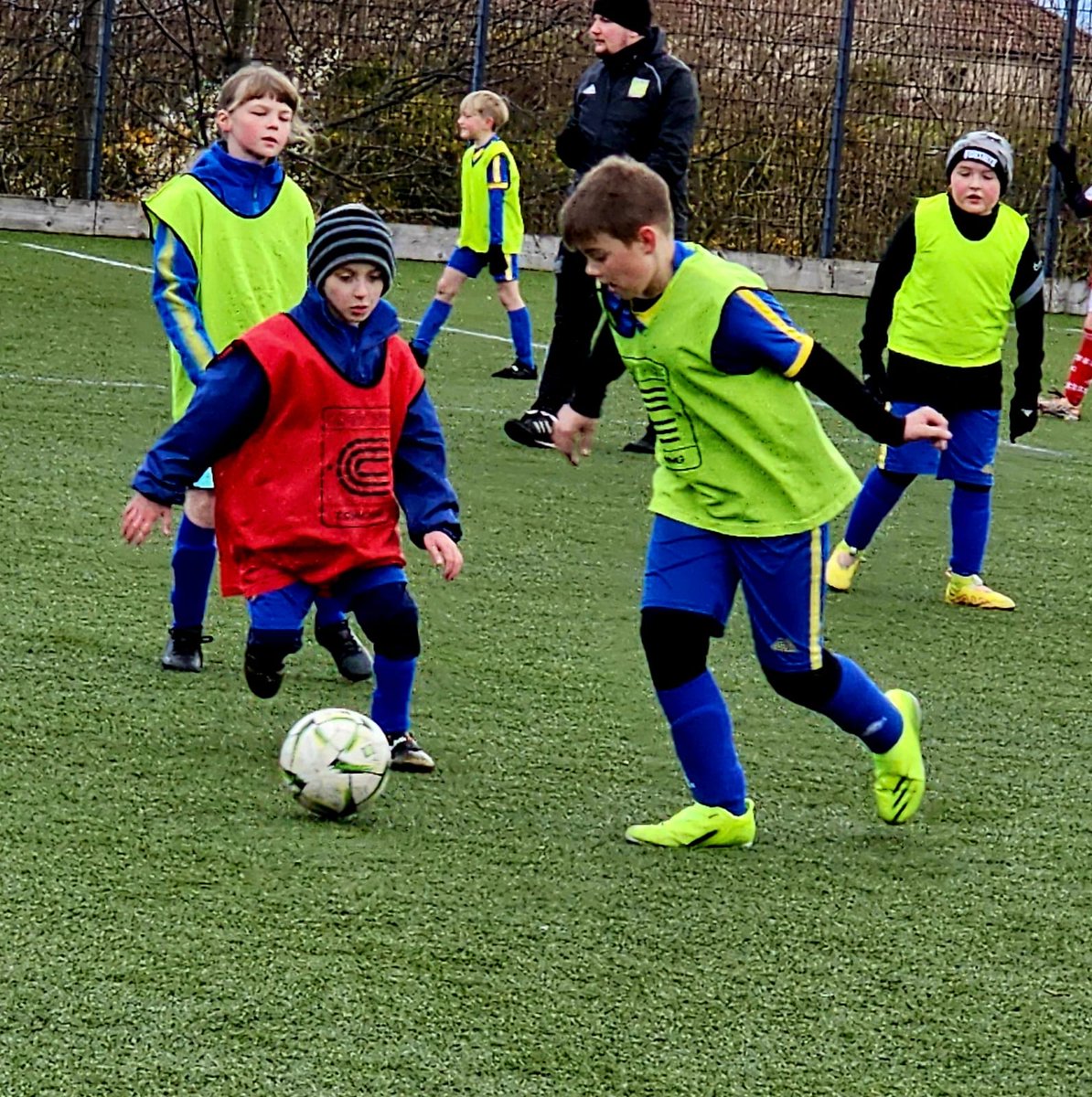 scotlandcoerver's tweet photo. COERVER ACTIVATE day 1 & 2 compete at Dunoon YFL
Day 1
Coach Education with 30 coaches ✅️
Day 2
Team Training with 112 players ✅️
Day 3 still to come...
Picture Gallery on Facebook 📸
#coerveractivate #gameready @CoerverCoaching https://t.co/fxIQFLPyS7