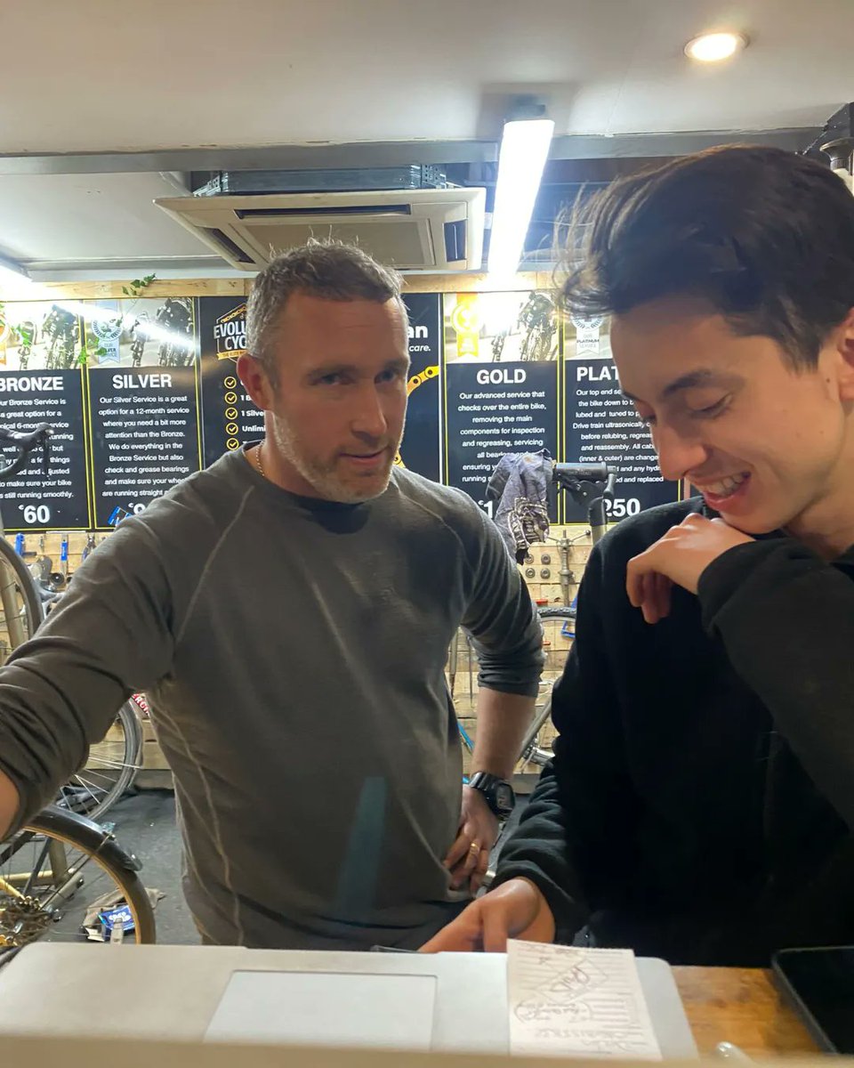 evocyclesie's tweet photo. Surround yourself with the right team and the work will be easier, even more fun and enjoyable.

I tell you from experience, these guys are already part of the daily vibe at Evolution Cycles. 😎 

#teamwork #team #evolutioncycles #limerick #ireland #bikeshop #bikesinireland https://t.co/eTkbVgGbe3