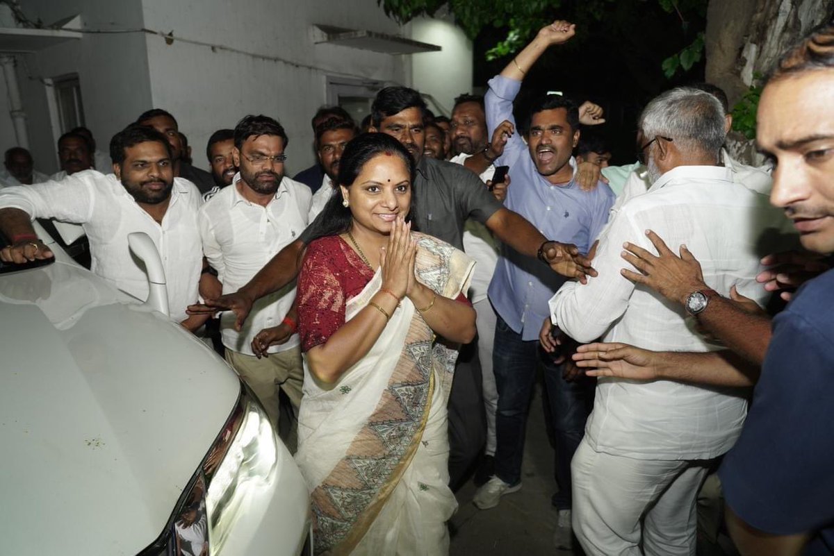 Khaleeqrahman's tweet photo. The BJP’s main intention is to intimidate and harass the opposition leaders using the agencies, whoever have their strong presence in their states where BJP can’t take on them through electoral route. But @BRSparty & its leaders are not afraid and we take pride that our MLC @RaoKavitha Ji faced 8 Hours of ED and did not hide or escape from investigation like the BJP leader who skipped SIT enquiry 8 times. The more you harass, the more stronger we become.