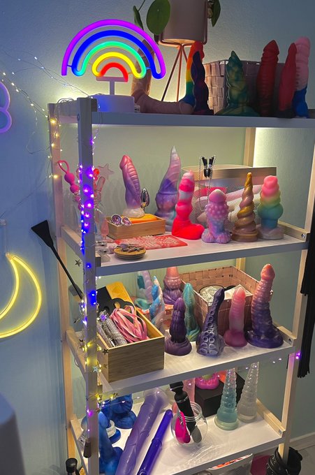 The collector vs the collection. 💗✨ Follow to see them in use !! ✨ https://t.co/S5PJw7Q1hh