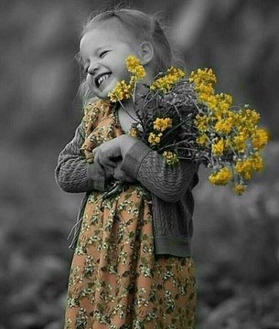 ''Açar bir gün elbet yeniden gönlümüzün çiçekleri.''