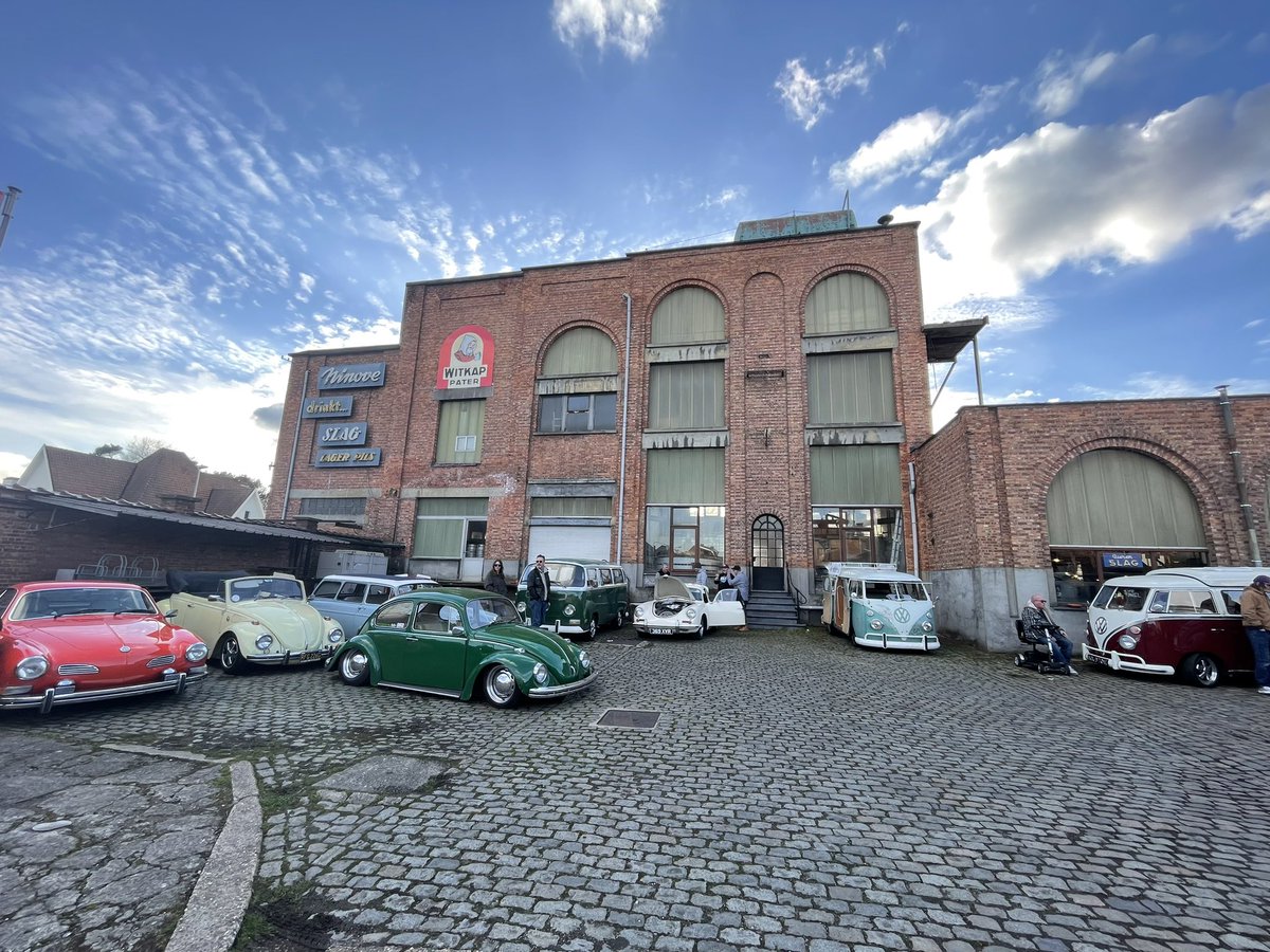 akciddento's tweet photo. Visiting #ninove #vw for #ffreddyfiles 23 in the #vwt3 #doka https://t.co/h2DpKJW3oL