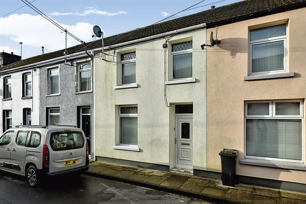 Peter Alan on Twitter "Hamilton Street, Pentrebach, Merthyr Tydfil Peter Alan are delighted