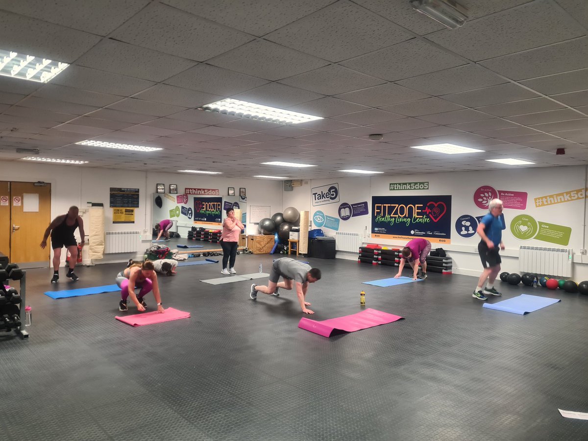 FitzoneThe's tweet photo. Great week again with lots for everyone, from ages 4-80 yrs old. 👌👍 #MentalHealthMatters #PhysicalTherapy https://t.co/5ihFtfrf5b
