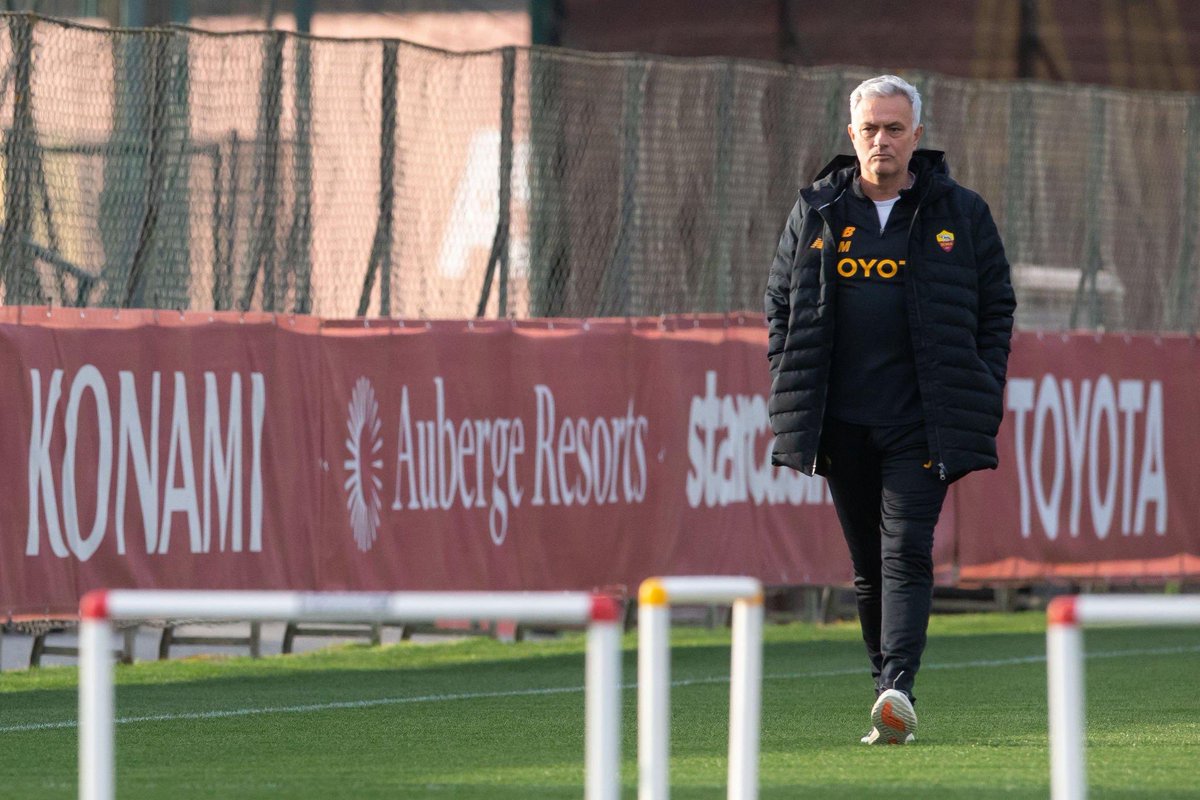 MourinhoPics tweet picture