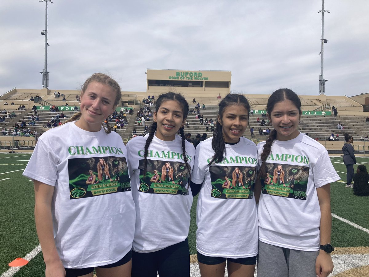 ~Erin March Invitational 

Congratulations Ladies ‼️

Samantha Hartman🥇
Josabeth Graciano🥇
Jeny Graciano🥇
Arianny Hoyos🥇

4x800m Champs-10:15💨