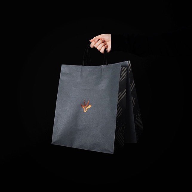 nunarrastudio's tweet photo. Paper bag design for Idmi’s limited edition coffee
.
.
.

#nunarra #brandidentitydesign #branding #identity #identitydesign #visualidentity #packaging #packagingdesign #packagingidentity #idmi #idmicoffee #coffeepackaging #coffee #paperbag #paperbagdesign https://t.co/ZHFalWsKMD
