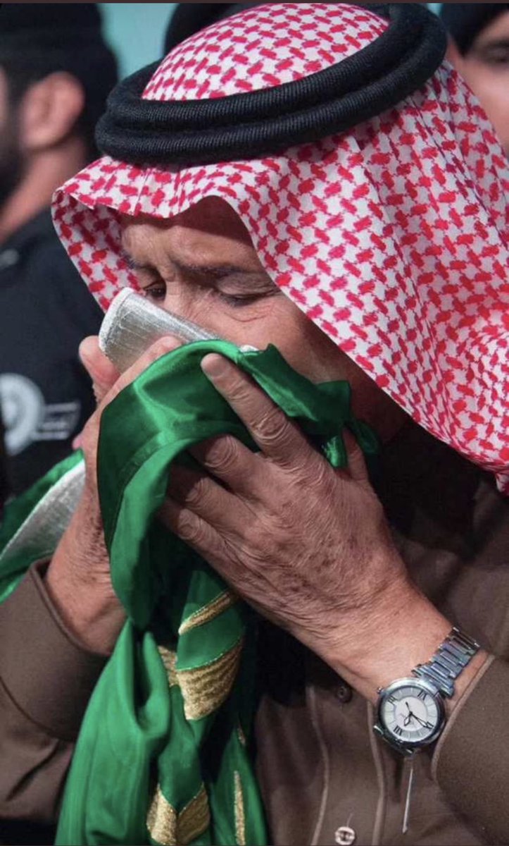 dhd0606's tweet photo. دام عزك يا وطن ودام عز رجالها https://t.co/OtqDigGbVO