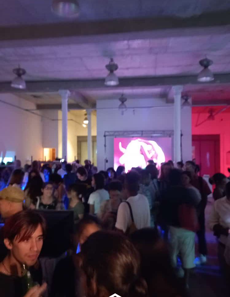 katiana.maruve tweet media