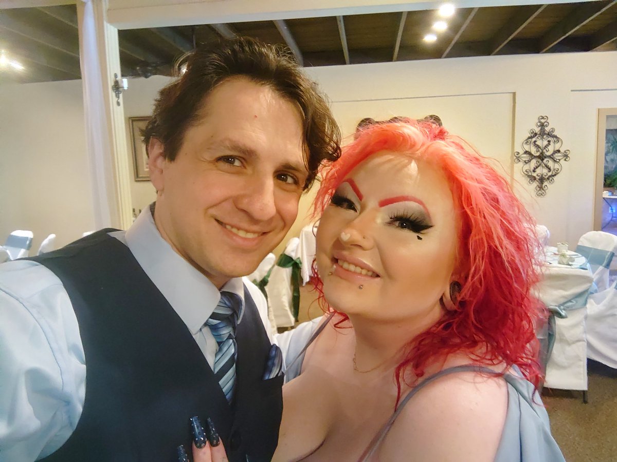 Spider_Menace's tweet photo. Attending a wedding today. I think me and @Tinyrainestorm clean up really well. 💕💕💕
#alldressedup #lookingnice #wedding https://t.co/V1Jg6sSMtG