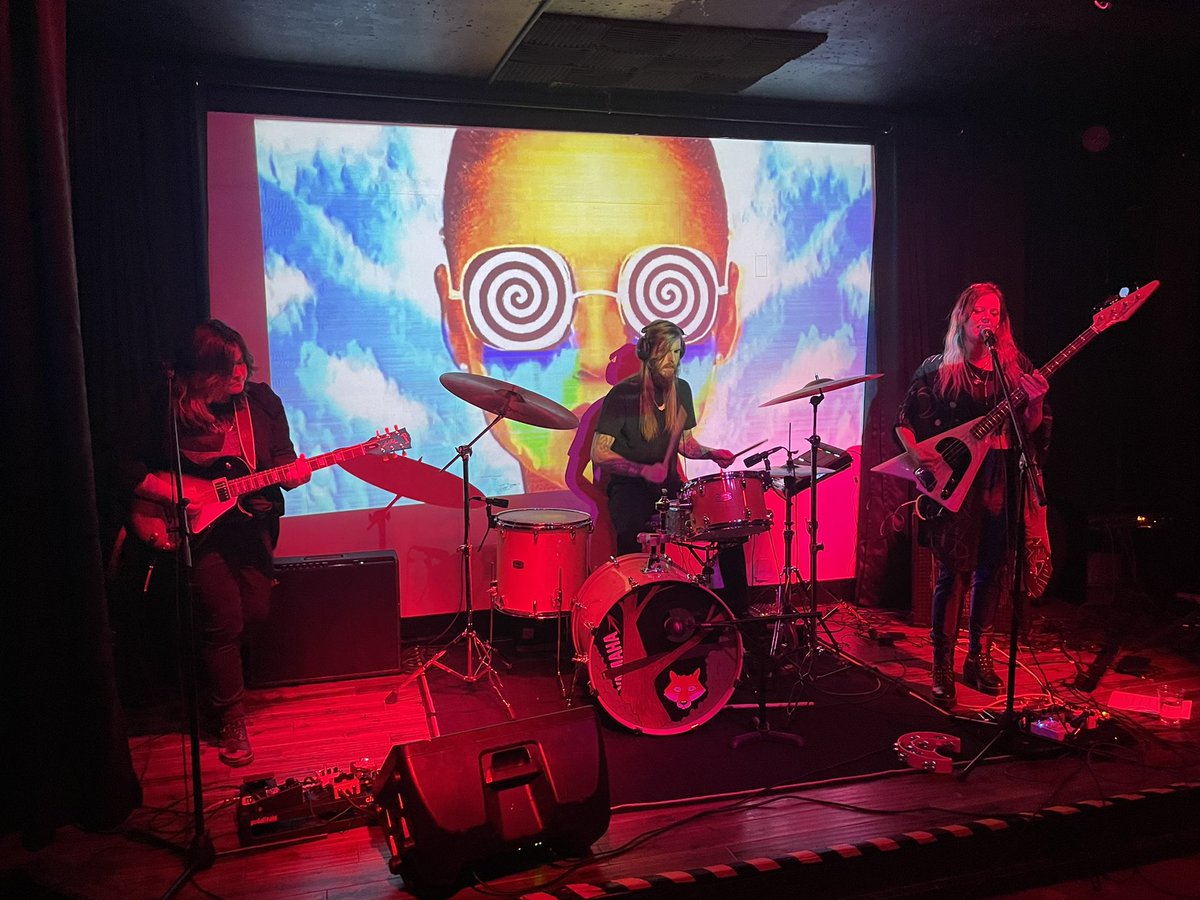 ₭₳Ɽ₳₮Ɇ, ₲Ʉ₦₴ & ₮₳₦₦ł₦₲ tweet media