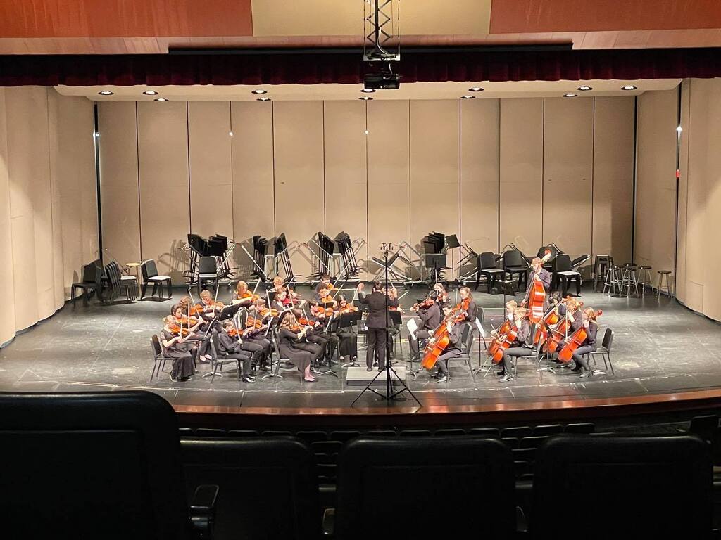 Incredible performance <a href="/wjhs/">Jeff Hoffart</a>.wildcat.orchestra !!!! instagr.am/p/CpqF-6IvYJ3/