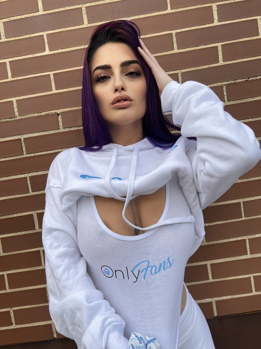🫣Este top apenas tapa nada... &iquest;quieres ver mas?😜 #HotStuff https://t.co/r9Lm7oo3JK<a href="/tag/hotstuff"class="tags"><span>#hotstuff</span></a>