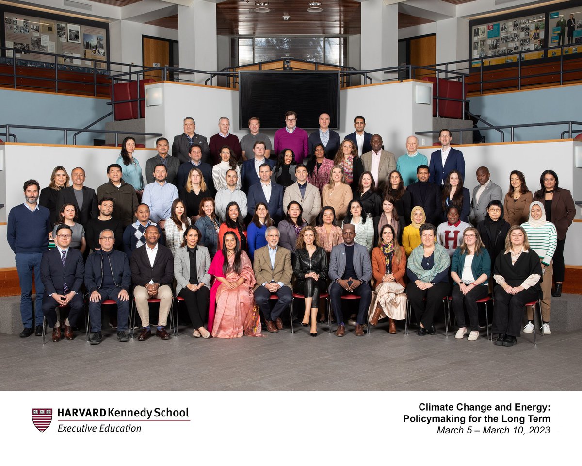 What a rewarding week it's been!
Learning from the <a href="/Kennedy_School/">Harvard Kennedy School</a> #ClimateChange &amp; #Energy course was a treat!
Thanks to <a href="/RobertStavins/">Robert N. Stavins</a> , #RobertStowe and their impressive lineup of #climate experts! <a href="/cleantechcities/">John Macomber</a> <a href="/hallaiceland/">Halla Hrund Logadottir</a> @Jpholdren <a href="/josephaldy/">Joe Aldy</a> #MichaelToffel . #hks