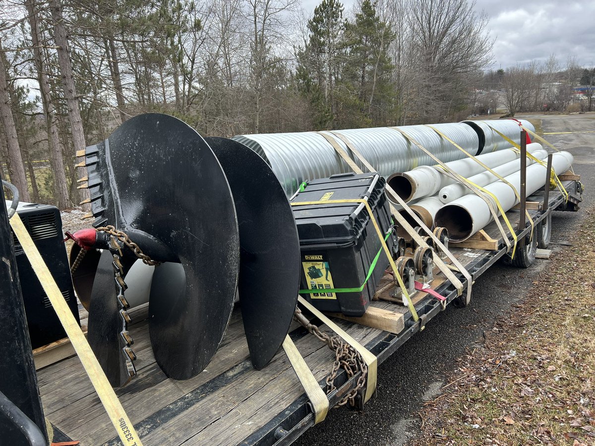JondavidRLongo's tweet photo. At SlipperyRockParks&amp;Rec to drill to place a 150FOOT flagpole to fly a 40x80’ USFLAG

Our project, when complete, will surpass Wooster, Beaver, Fairmont, Erie, and Buffalo’s flag projects, making SlipperyRock home to the largest and highest flying American Flag in the region https://t.co/YXDOdUX51L