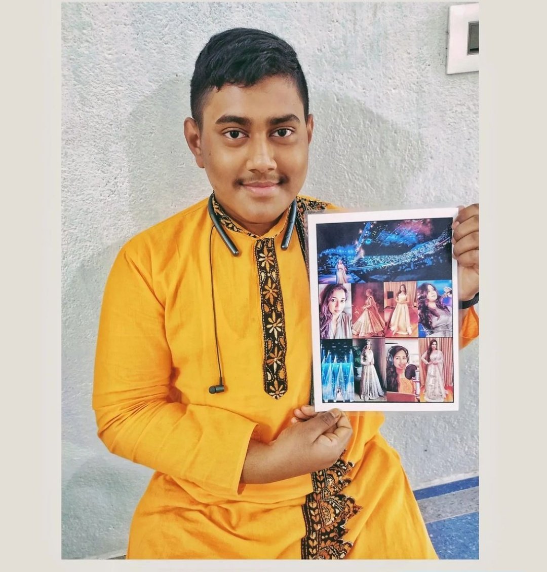 teamSgians's tweet photo. @MaramYaseen31 @shreyaghoshal @MsSarmistha @KhushbooGugle @shreyaghoshal  mam please read all the letters ... Or maximum alleast 🥺❤️🙌🏻🍁 We love you much ❤️ . Happy 39th Birthday Mam 🎂💕 #HappyBirthdayShreyaGhoshal 
@shreyaghoshal https://t.co/RWWt6IIZ4G