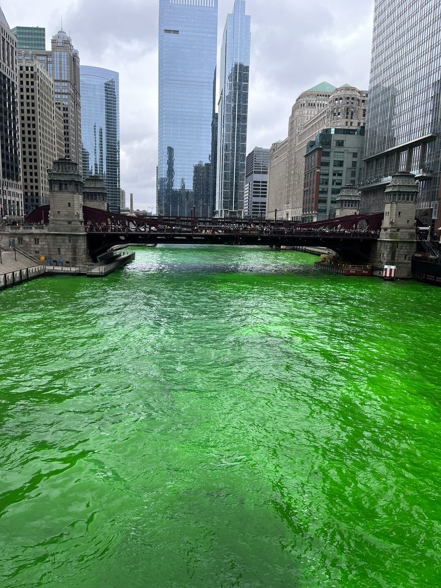 livilouboo's tweet photo. Annual dumping of mtn dew into the river ✅ https://t.co/ri03bnVDCr