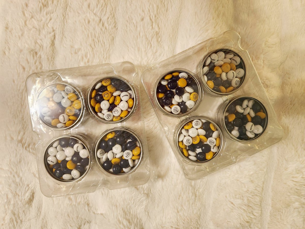 Mrs_J_Bananas's tweet image. Sweet!  Can't wait to gift em 😁💙💛

#Brewers 
#mnms 
#SaturdayVibes