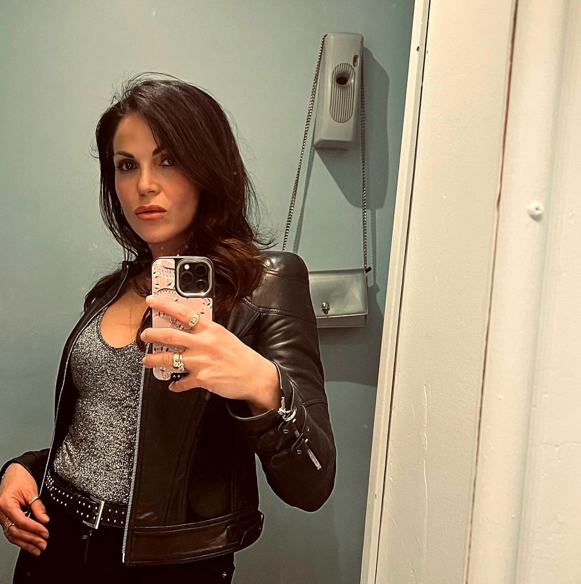 #lanaparrilla on IG《A night @ thewiltern 💜💫🎶》