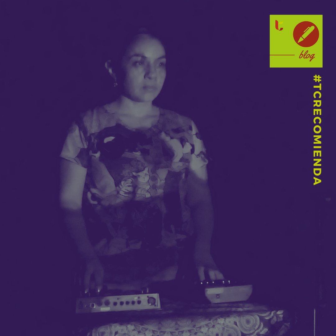 TermCoyoacan's tweet photo. #TCRecomienda #música #Estreno #videoconcierto
La multifacética artista @Amandatovalin graba "Música Verde" -video concierto y EP- mediante el formato de “Live Looping” para el Festival Fringe 2023 en Edimburgo.
@ivanks16 nos cuenta 👉 https://t.co/fQUMs7Oisd https://t.co/4enmkiX9x4