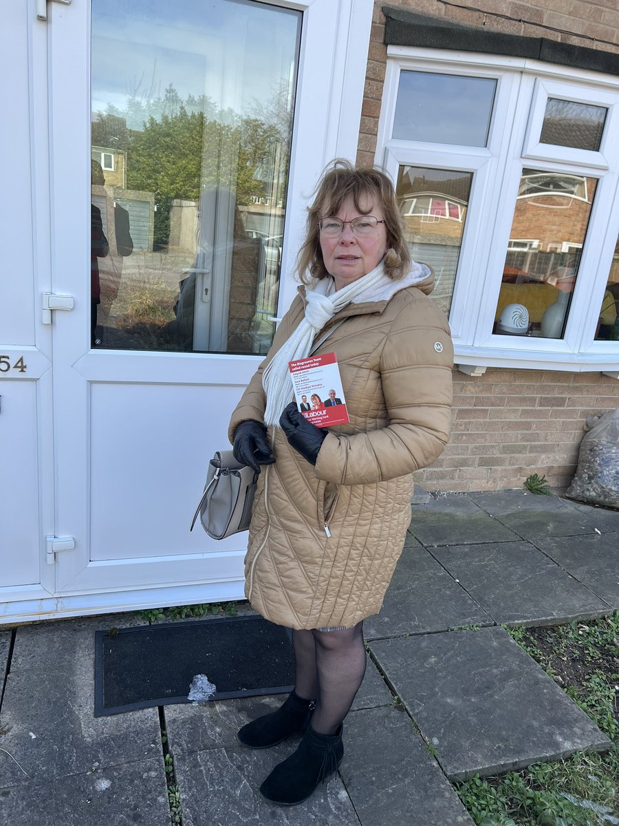As the snow in Derby has melted, the sun was shining on us around Caxton St in Blagreaves Ward. Thrilled to say massive support for Labour in the area. #WorkingHardAllYearRound #ActionNotJustWords #Labour #May4th #Blagreaves