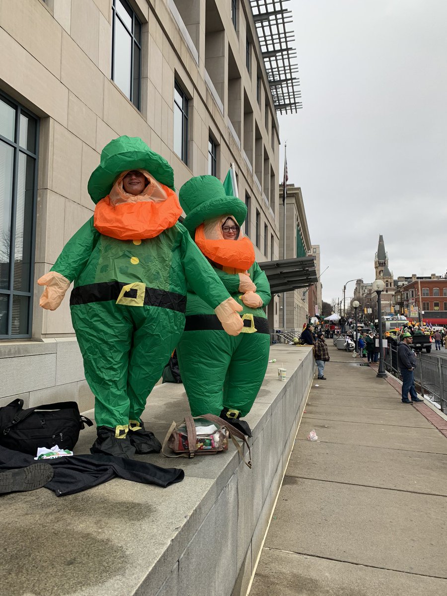 Some spectacular spectators at St. Patrick’s Parade in #Scranton