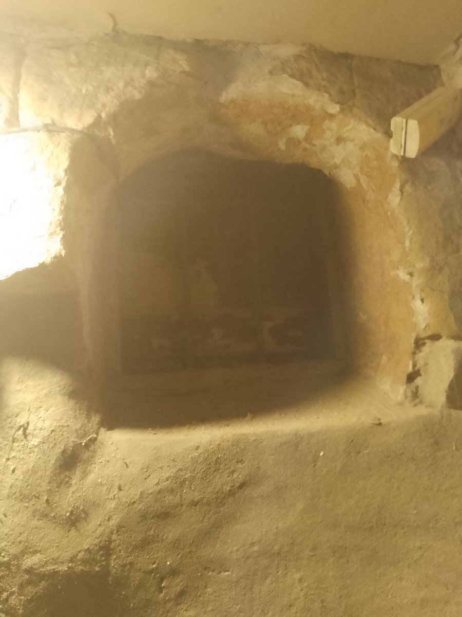 SteveMYorks's tweet image. Windows Saturday..  timber frame marks Saturday. @guyscottlister the counting house #pontefract #yorkshire #conservation #limeplaster #timberframe  #oldwaysarebest