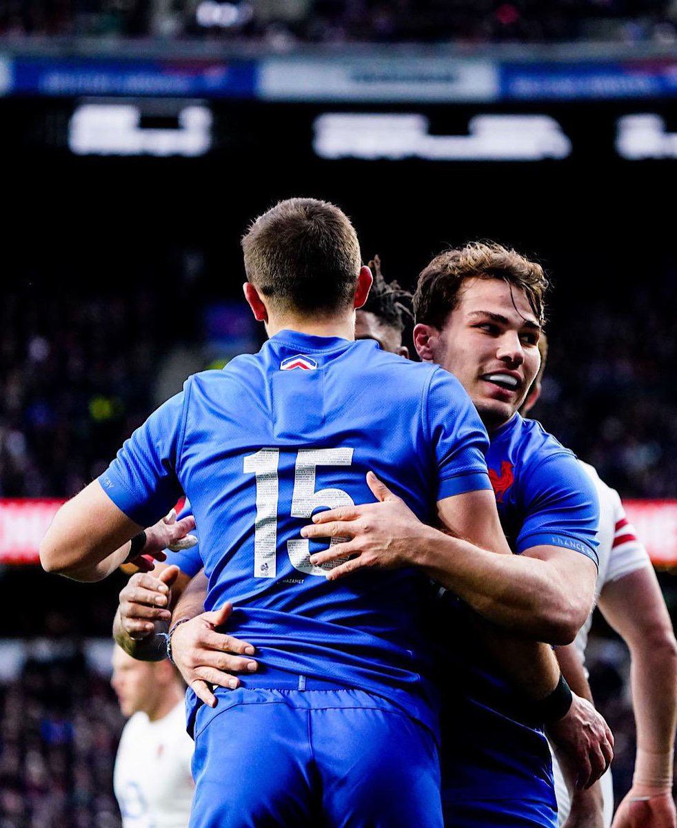 Dupont9A's tweet image. 5️⃣3️⃣ 𝙎𝙝𝙖𝙙𝙚𝙨 𝙤𝙛 𝘽𝙡𝙪𝙚 💙 #ENGFRA