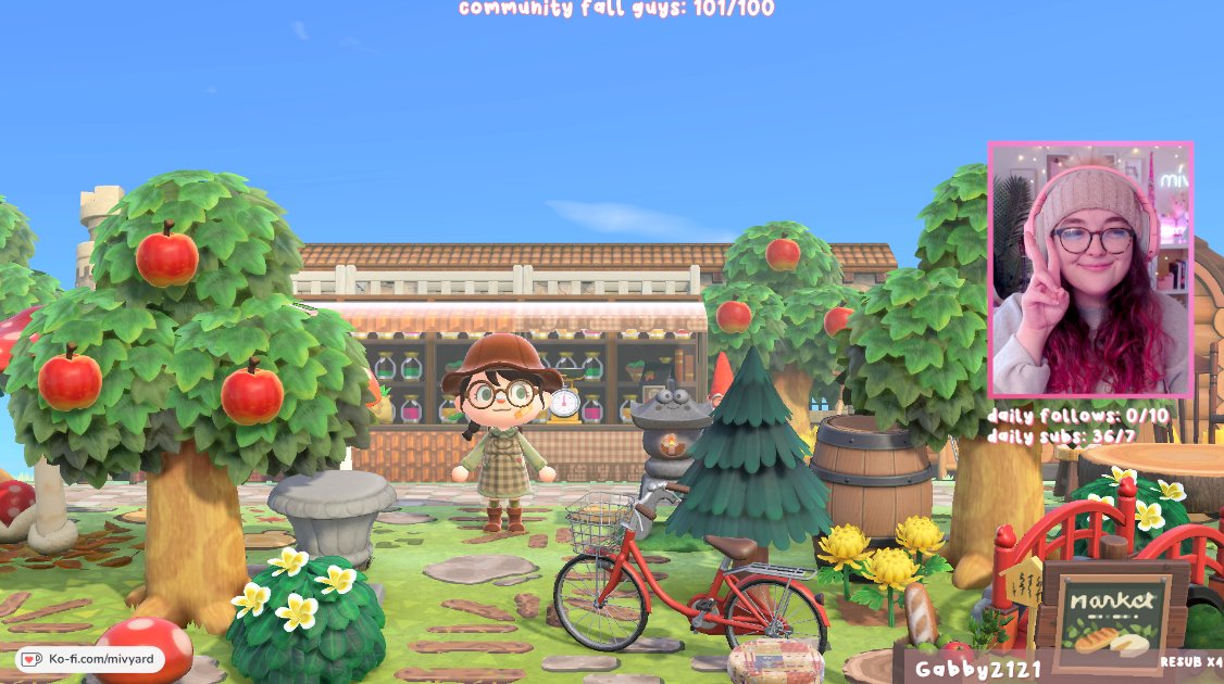 mivyard's tweet photo. live now, crossing animals! 🍎 https://t.co/9BFxnMMbor