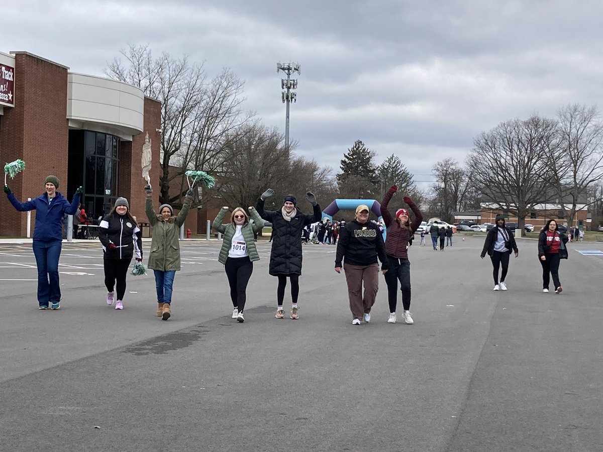 CrookedCreek_'s tweet photo. Because of all the CC family that came to the GNR, Crooked Creek students started the race!  So many students in the running club finished in great time. The teachers finished strong too! @msdwt @WTSFoundation https://t.co/BSM58Asm9A