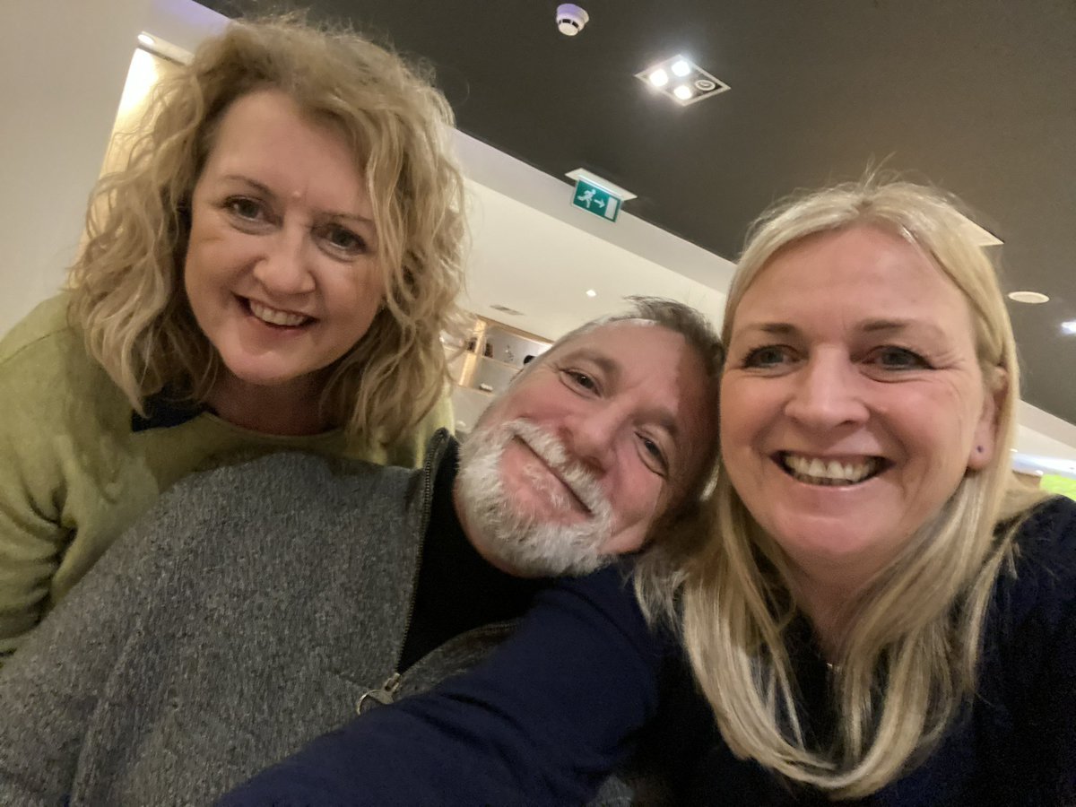 LBinterpreting's tweet image. @brucedelfosse1 met with Group C14 - major changes mid course You embraced the changes ❤️ #youCanDoIt #KeepStrong💪#BSLInterpreters #LindaFoster #Elsie