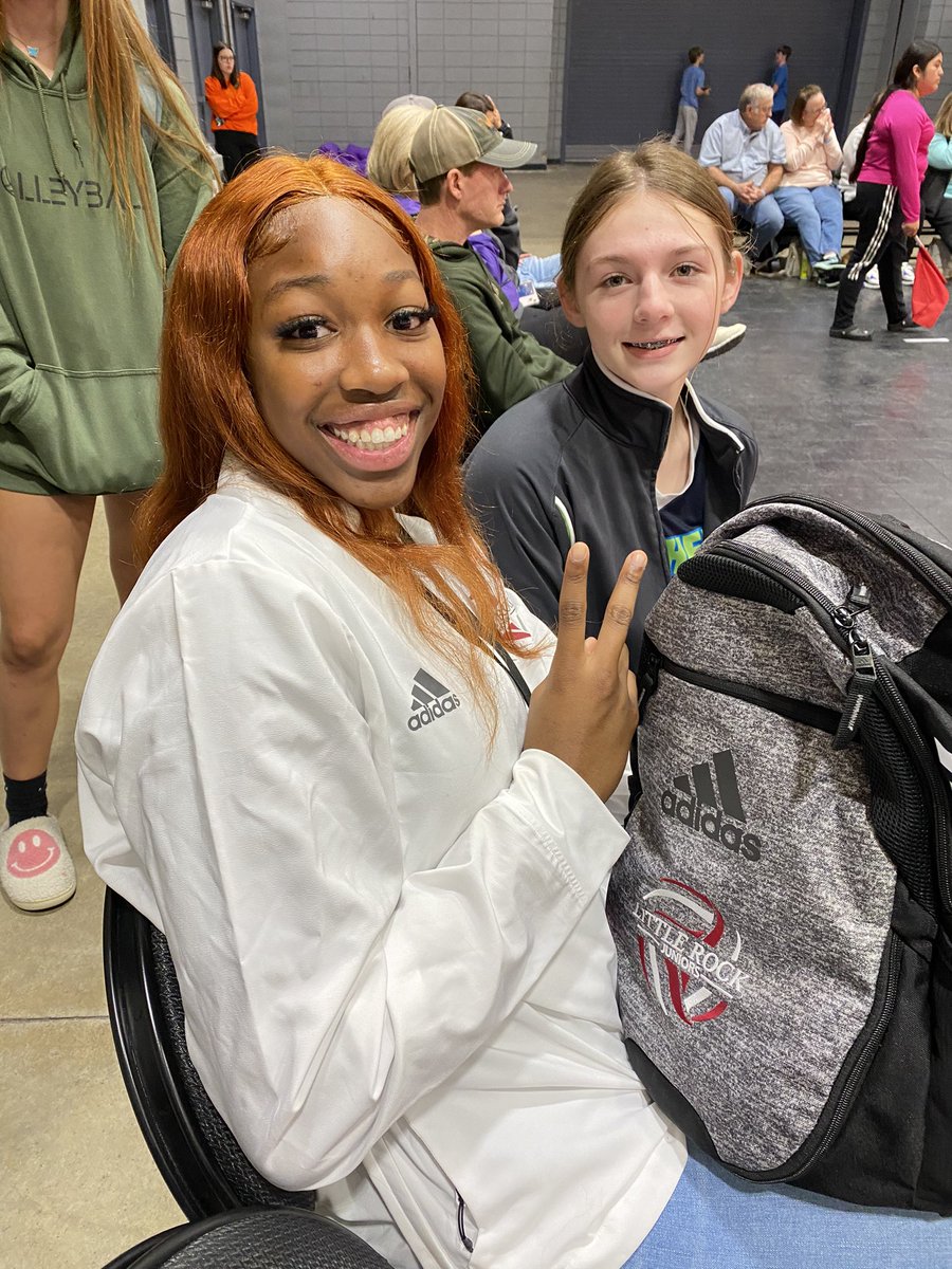 <a href="/DaedriannaC/">Daedrianna cail</a> former Marion vb player Cosching🏐❤️💪. We love you!  <a href="/LittleRockVB/">Little Rock Volleyball</a>